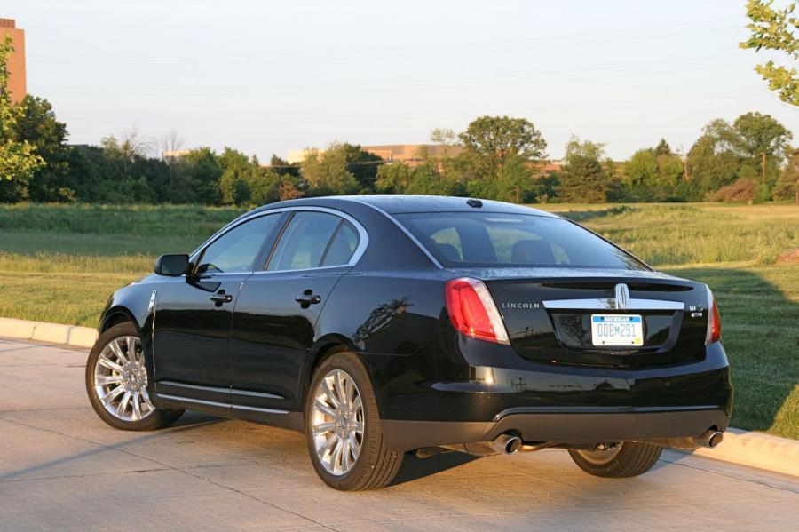  Lincoln MKS 2008 года  (фото 98 из 284)